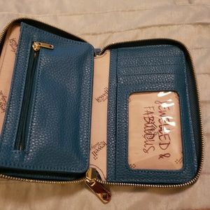 Jewell by Thirty One wallet